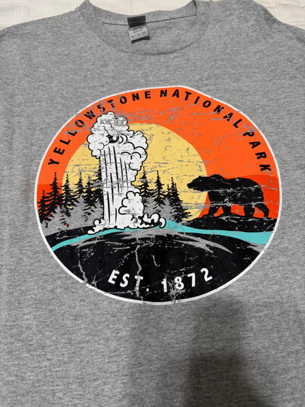 Yellowstone National Park Tee - Picture 3 of 4